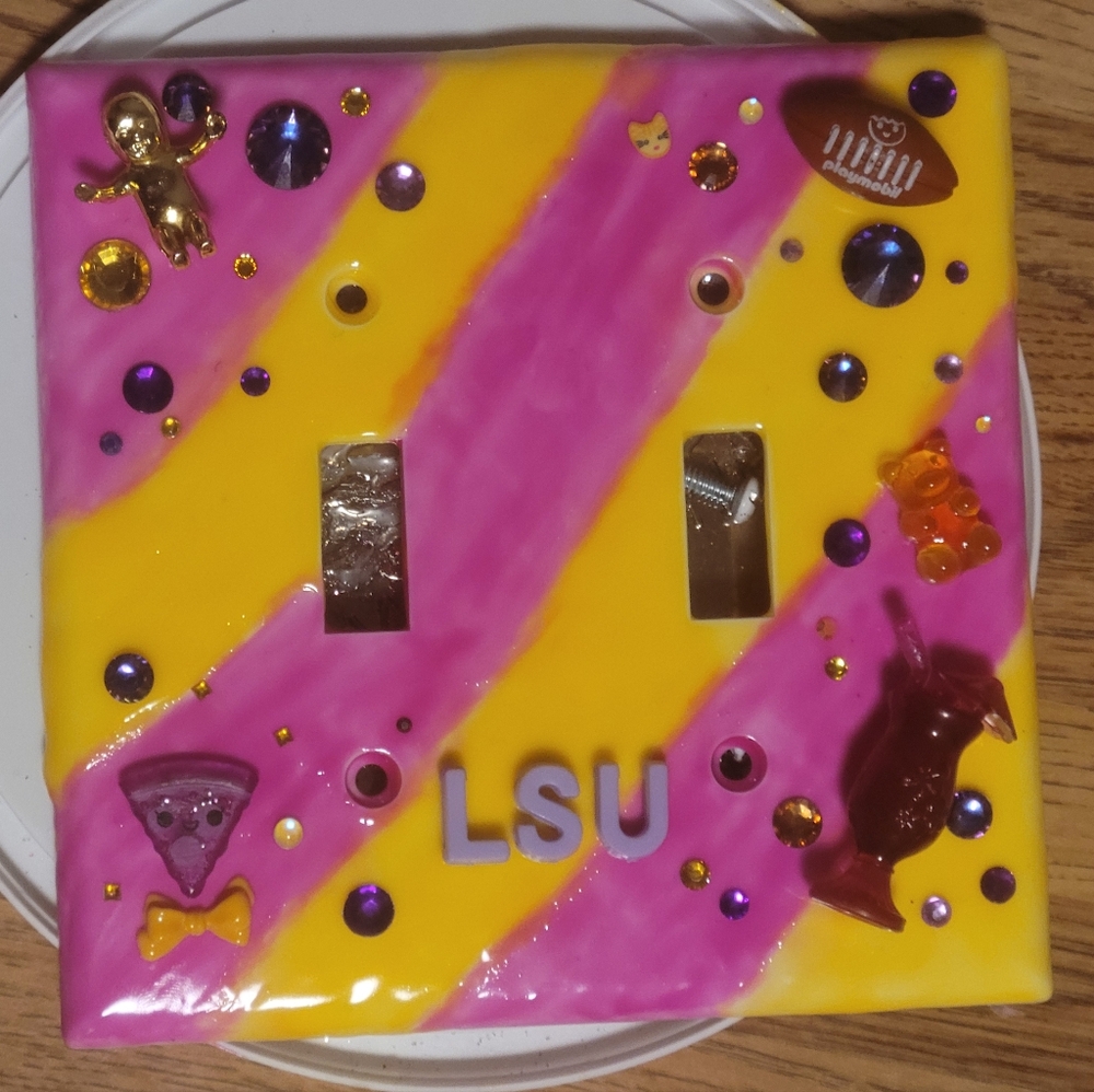 LSU Tigers. Light switch plate cover toggle